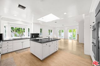 225 S Palm Drive, Beverly Hills, CA 90212