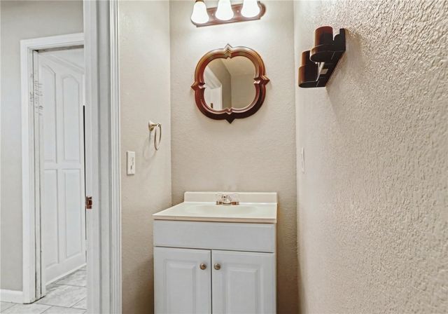 11745 Arabian Drive, Rogers, AR 72756