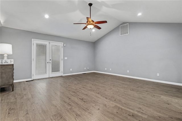 11745 Arabian Drive, Rogers, AR 72756