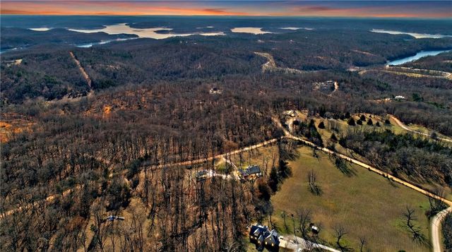 11745 Arabian Drive, Rogers, AR 72756