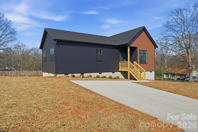 1021 Elm Street, Kannapolis, NC 28081