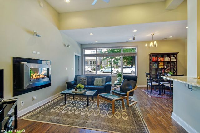3025 N CALIFORNIA Avenue 1SW, Chicago, IL 60618