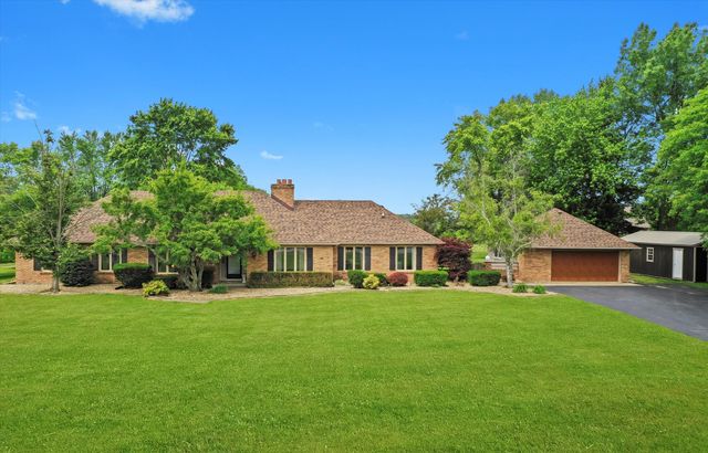 25652 S Mary Lane, Crete, IL 60417