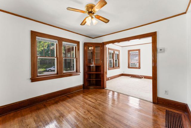 3431 Irving Avenue N, Minneapolis, MN 55412