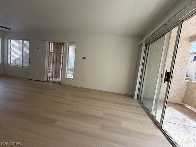 3125 Casey Drive 103, Las Vegas, NV 89120