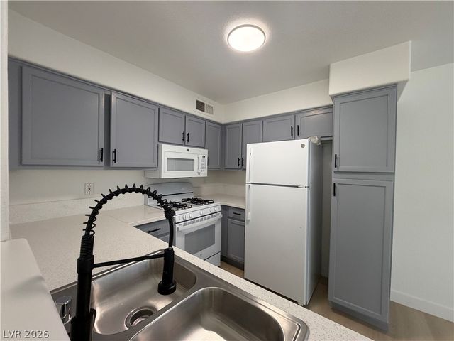 3125 Casey Drive 103, Las Vegas, NV 89120