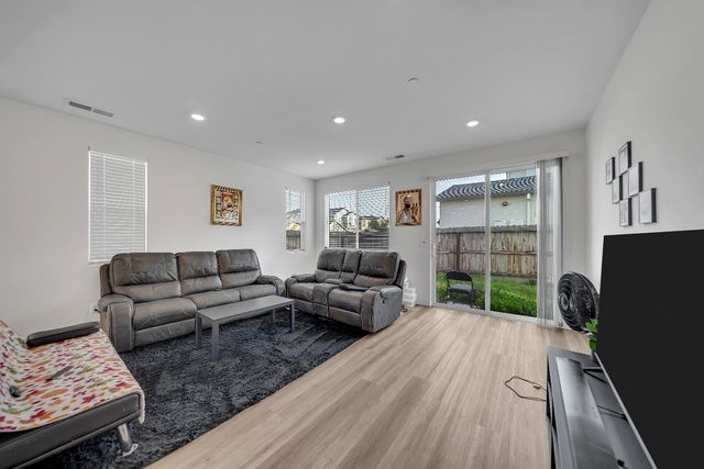 4806 Ariel St, Keyes, CA 95328