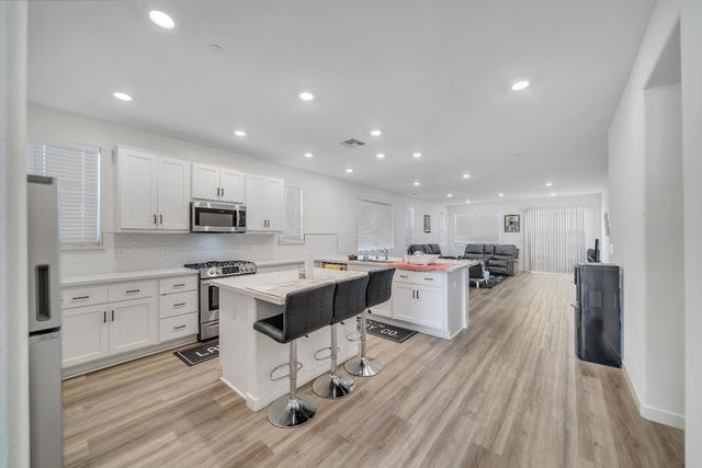 4806 Ariel St, Keyes, CA 95328