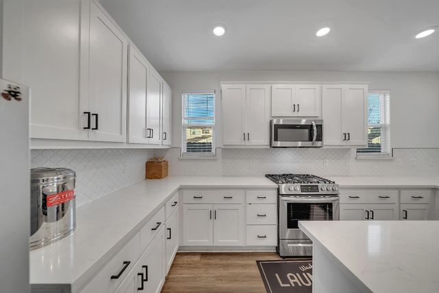 4806 Ariel St, Keyes, CA 95328