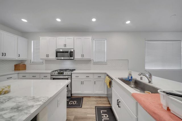 4806 Ariel St, Keyes, CA 95328