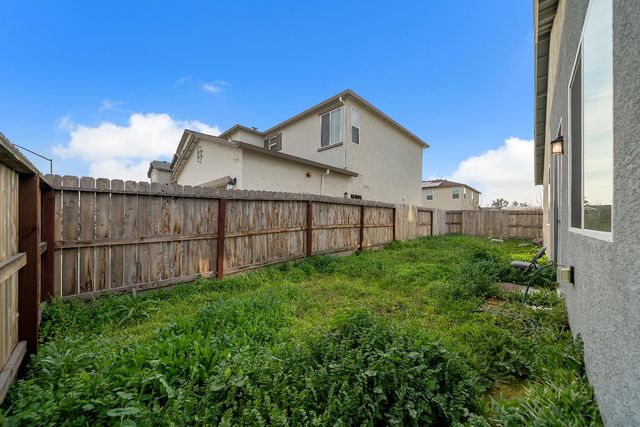 4806 Ariel St, Keyes, CA 95328