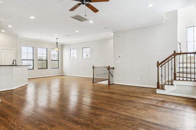 5308 Larkin Street B, Houston, TX 77007