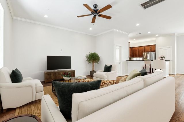 5308 Larkin Street B, Houston, TX 77007