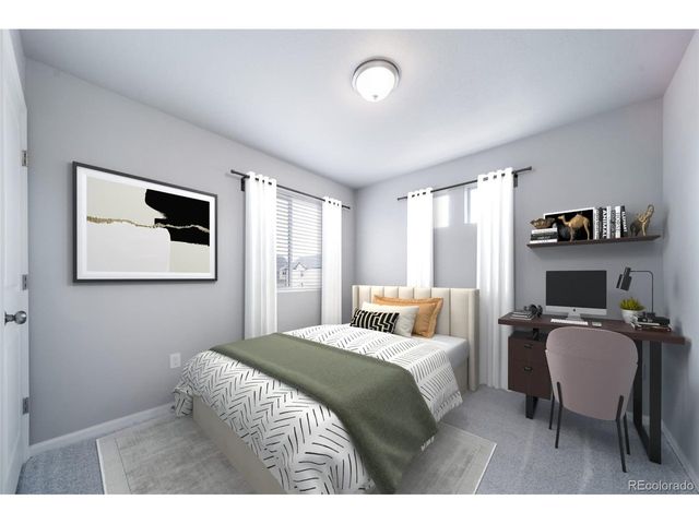 46570 Avery Ln, Bennett, CO 80102