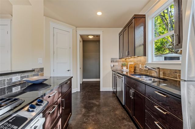 5613 Roosevelt Ave B, Austin, TX 78756