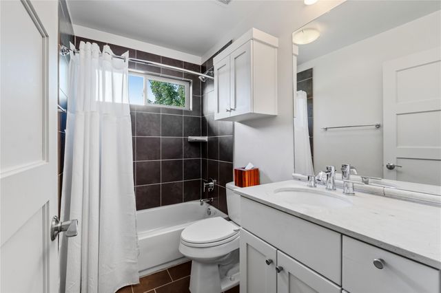 5613 Roosevelt Ave B, Austin, TX 78756