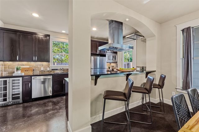 5613 Roosevelt Ave B, Austin, TX 78756