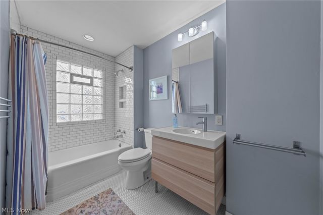 1202 Locust Drive, Ashtabula, OH 44004