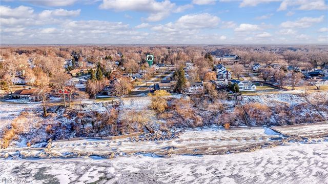 1202 Locust Drive, Ashtabula, OH 44004