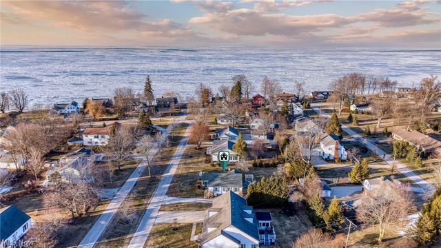 1202 Locust Drive, Ashtabula, OH 44004