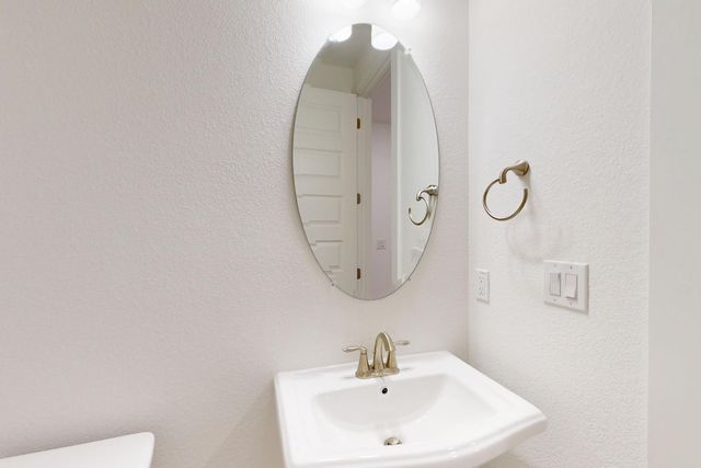 2013 Billings WAY, Leander, TX 78641