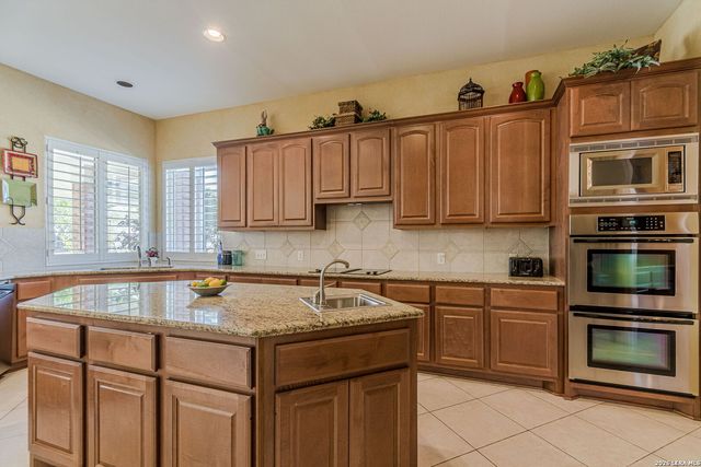 8416 Monument Oak, Boerne, TX 78015