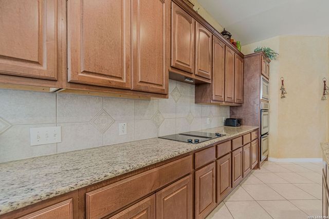 8416 Monument Oak, Boerne, TX 78015