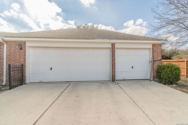 8416 Monument Oak, Boerne, TX 78015