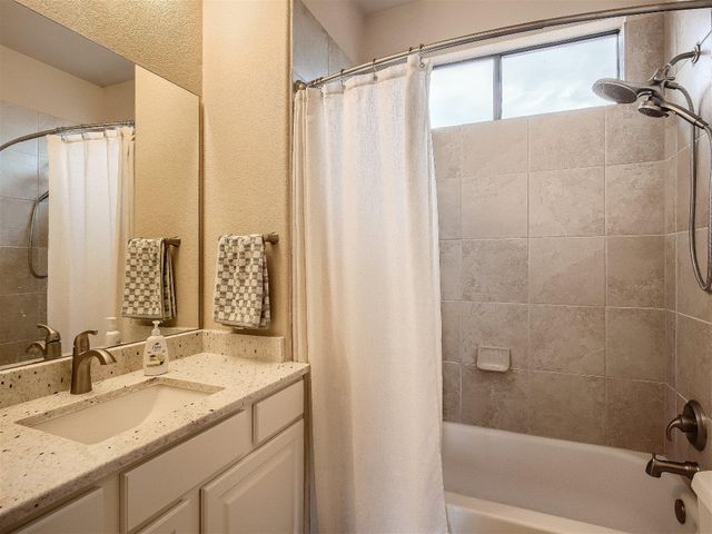106 Indigo Run CV, Austin, TX 78738