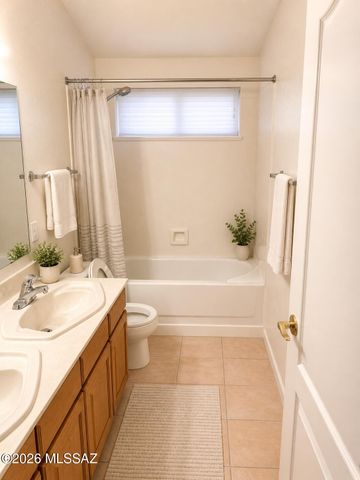 25 S Eastern Dawn Avenue, Tucson, AZ 85748