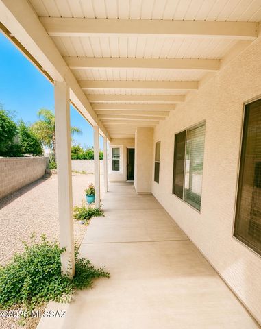 25 S Eastern Dawn Avenue, Tucson, AZ 85748