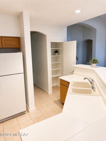 25 S Eastern Dawn Avenue, Tucson, AZ 85748