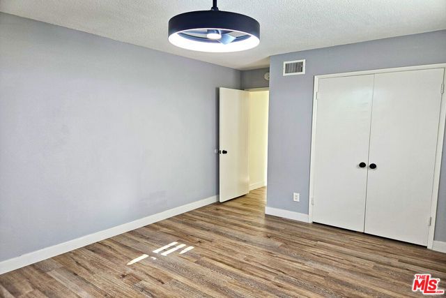 22337 Cantara Street, Canoga Park (los Angeles), CA 91304