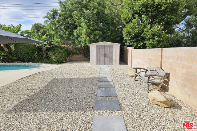 22337 Cantara Street, Canoga Park (los Angeles), CA 91304