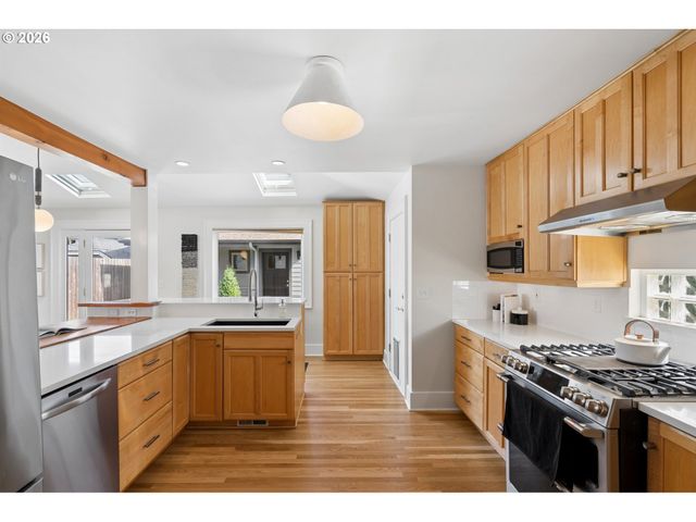 4842 Ne 25TH Ave, Portland, OR 97211