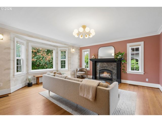 4842 Ne 25TH Ave, Portland, OR 97211
