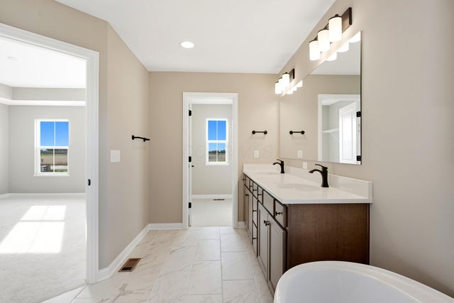 6938 Stillhouse Lane, Dublin, OH 43016