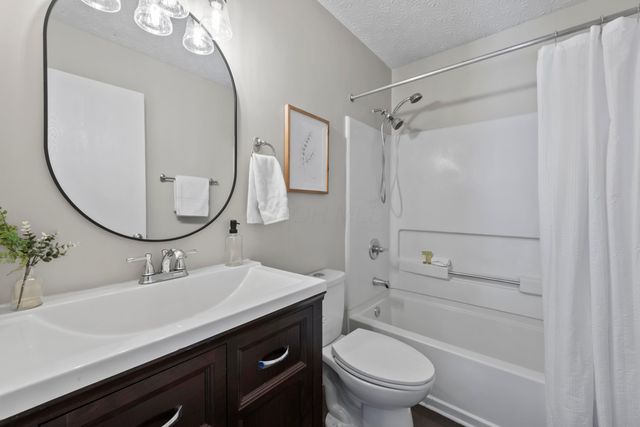 4008 Prestige Court, Grove City, OH 43123