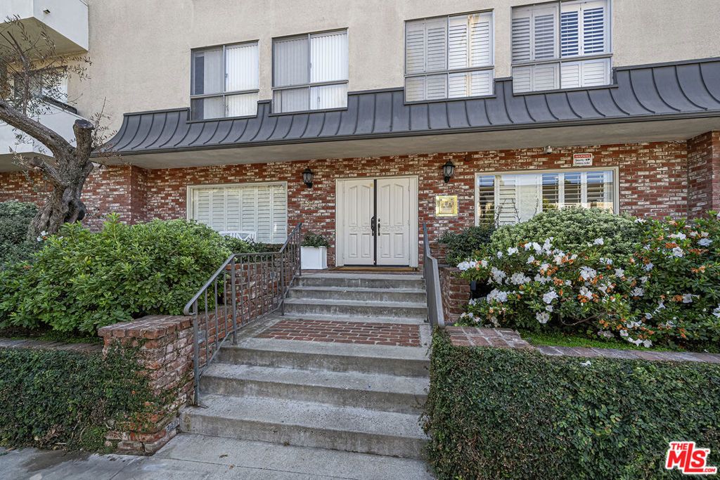 10650 Holman Avenue 308, Los Angeles, CA 90024 — photo 2