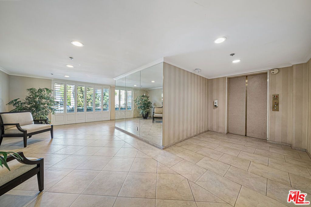 10650 Holman Avenue 308, Los Angeles, CA 90024 — photo 3