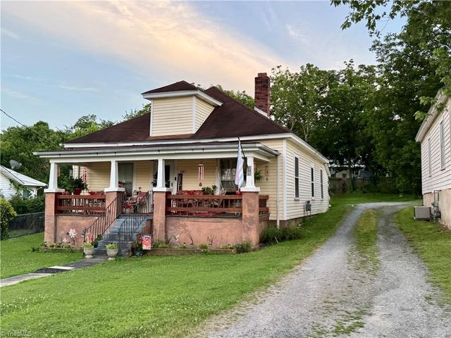 712 Snead Street A & B, Reidsville, NC 27320