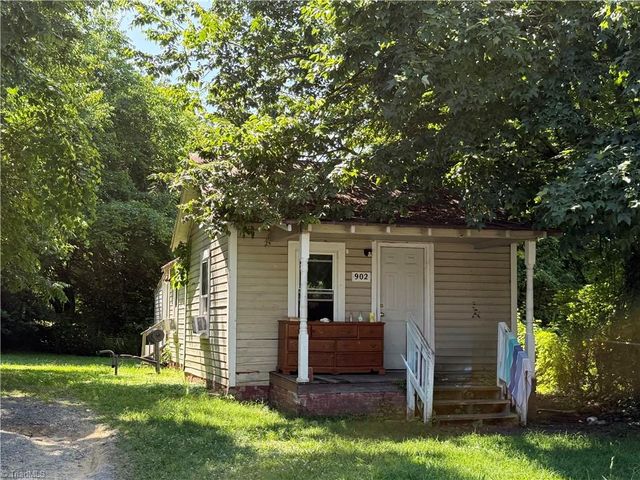 712 Snead Street A & B, Reidsville, NC 27320
