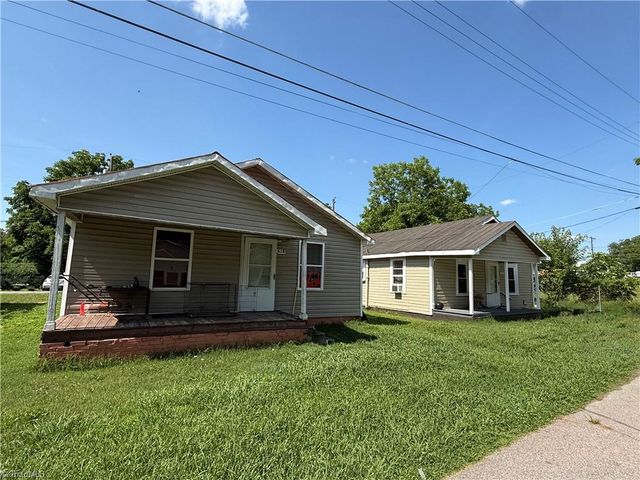 712 Snead Street A & B, Reidsville, NC 27320