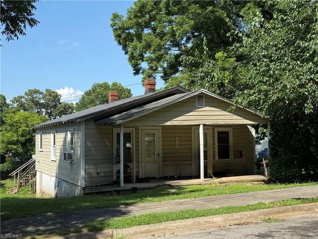 712 Snead Street A & B, Reidsville, NC 27320