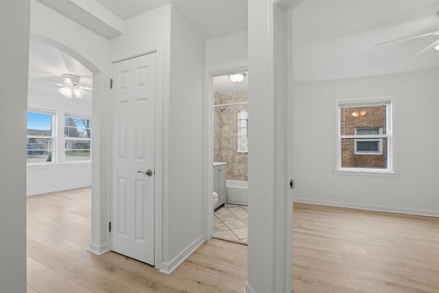 4438 Wesley Terrace, Schiller Park, IL 60176