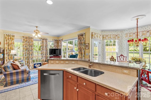 16203 Northstone Drive, Huntersville, NC 28078