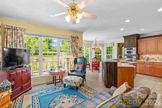16203 Northstone Drive, Huntersville, NC 28078