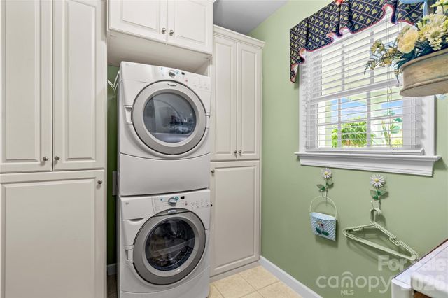 16203 Northstone Drive, Huntersville, NC 28078