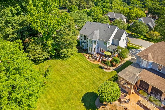 16203 Northstone Drive, Huntersville, NC 28078