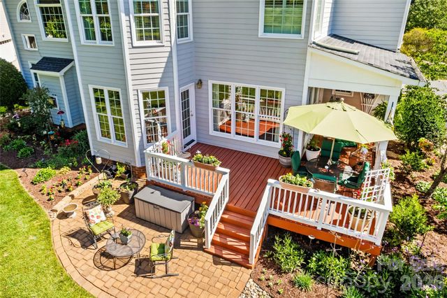 16203 Northstone Drive, Huntersville, NC 28078